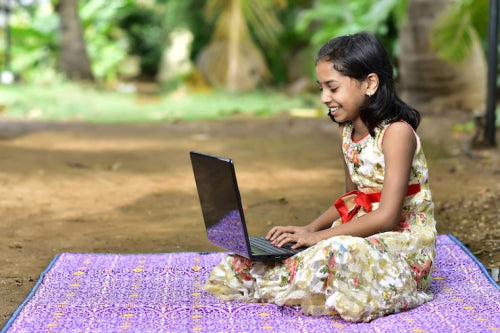 How Digital Platforms Are Empowering India's Handloom Weavers