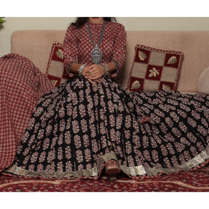 Handblock Printed Cotton Red and Black Lehanga And Top With Mulmul Dupatta | Indiehaat