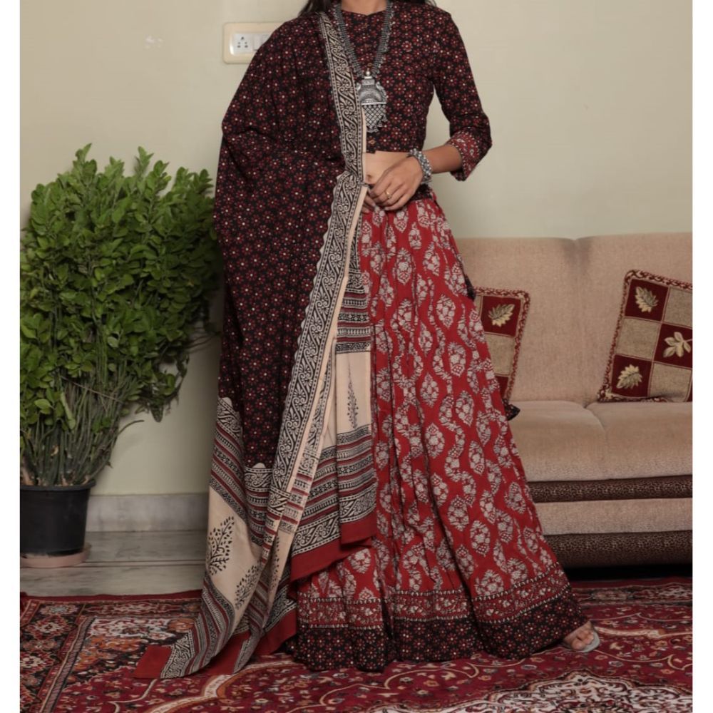 Handblock Printed Cotton Red and Brown Lehanga And Top With Mulmul Dupatta | Indiehaat