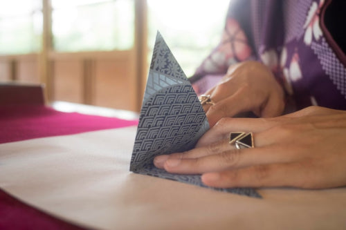 Handcrafted Pieces Bridge the Gap in Online Fabric Perception