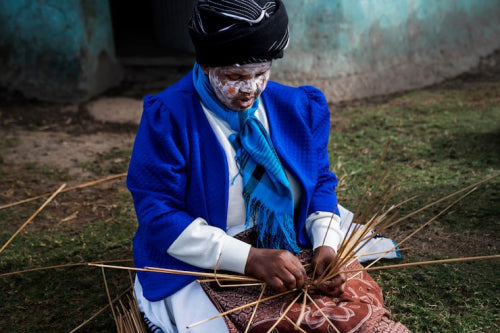 Indias Handloom Sector: Preserving Traditional Skills in a Modern World