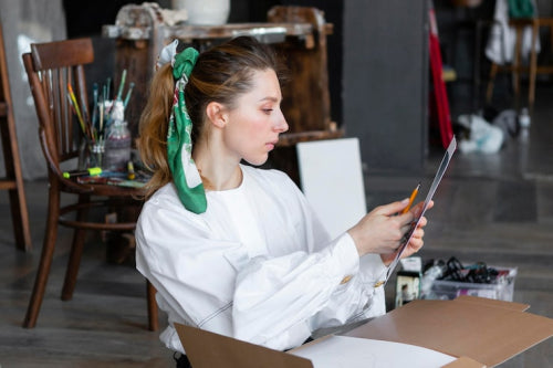 Empowering Artisans: The Role of Digital Platforms in Revitalizing Traditional Crafts