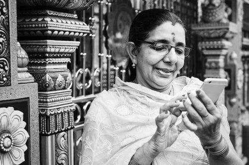 The Quiet Revival of Indias Handloom Sector in a Digital Marketplace