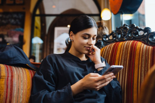 How Online Brands Replicate the In-Store Experience Digitally