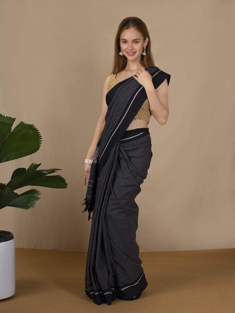 9608-Patteda Anchu Handloom Mark Certified Pure Cotton Black Saree with Running Blouse