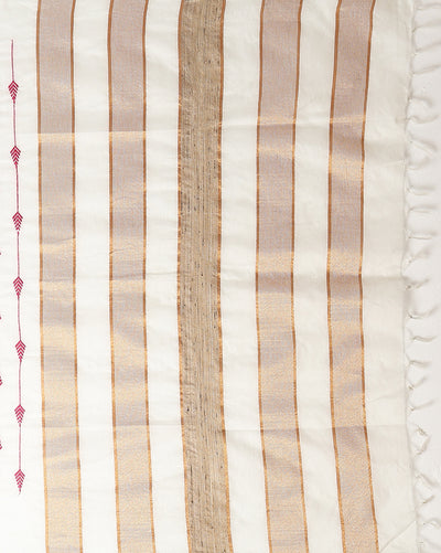 Dazzling Eri Tussar Silk Embroidered Cream Saree