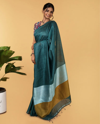Bold Silk Linen Handdyed Green Contrast Pallu Saree