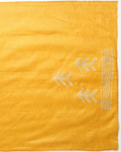 Dazzling Khadi Cotton Wax Batik Hand Dyed Red Suit (T+B+D)