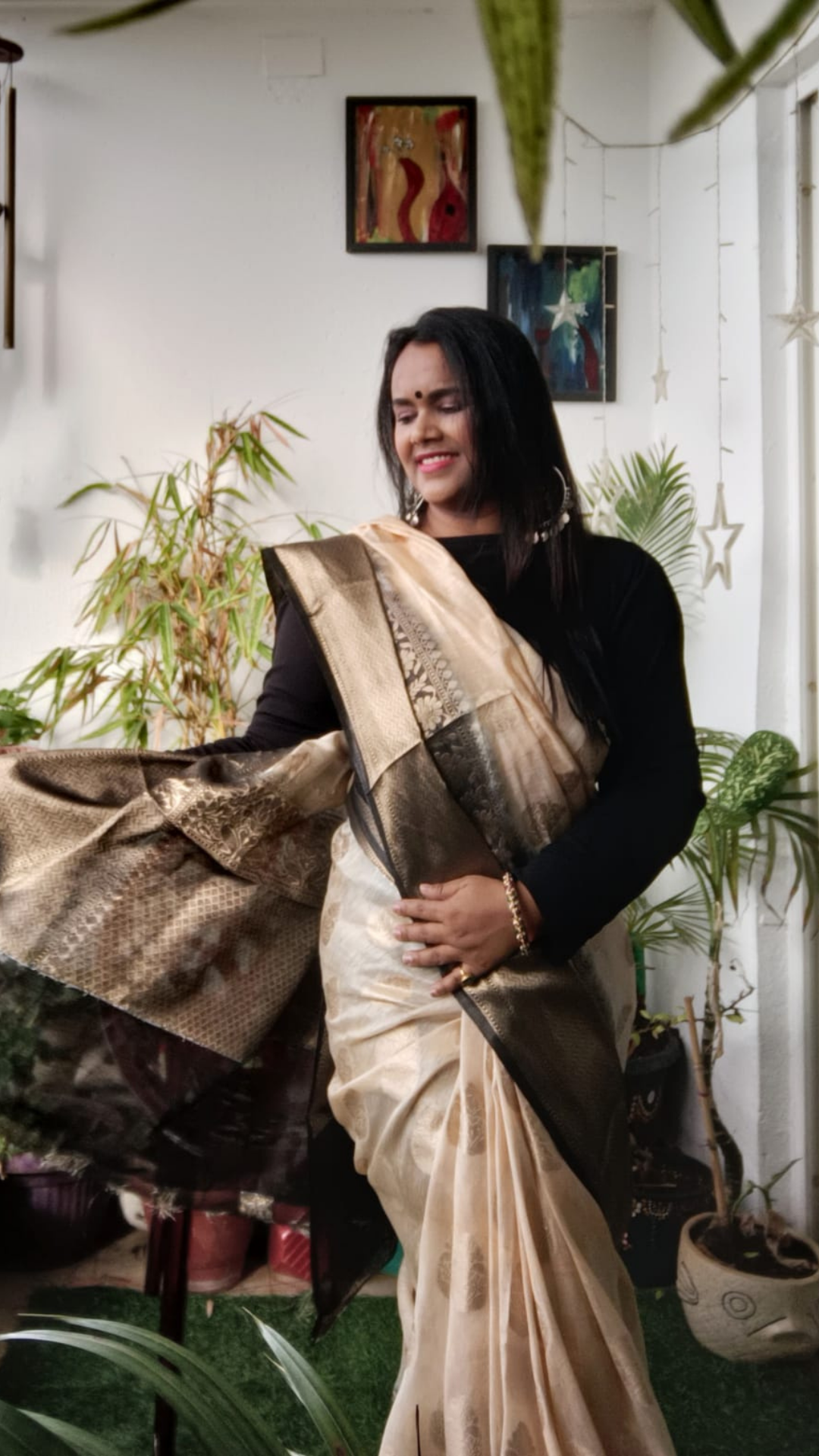 Silk Linen Weaving Design Jacquard Handloom Saree Cream Color with Running Blouse-Indiehaat