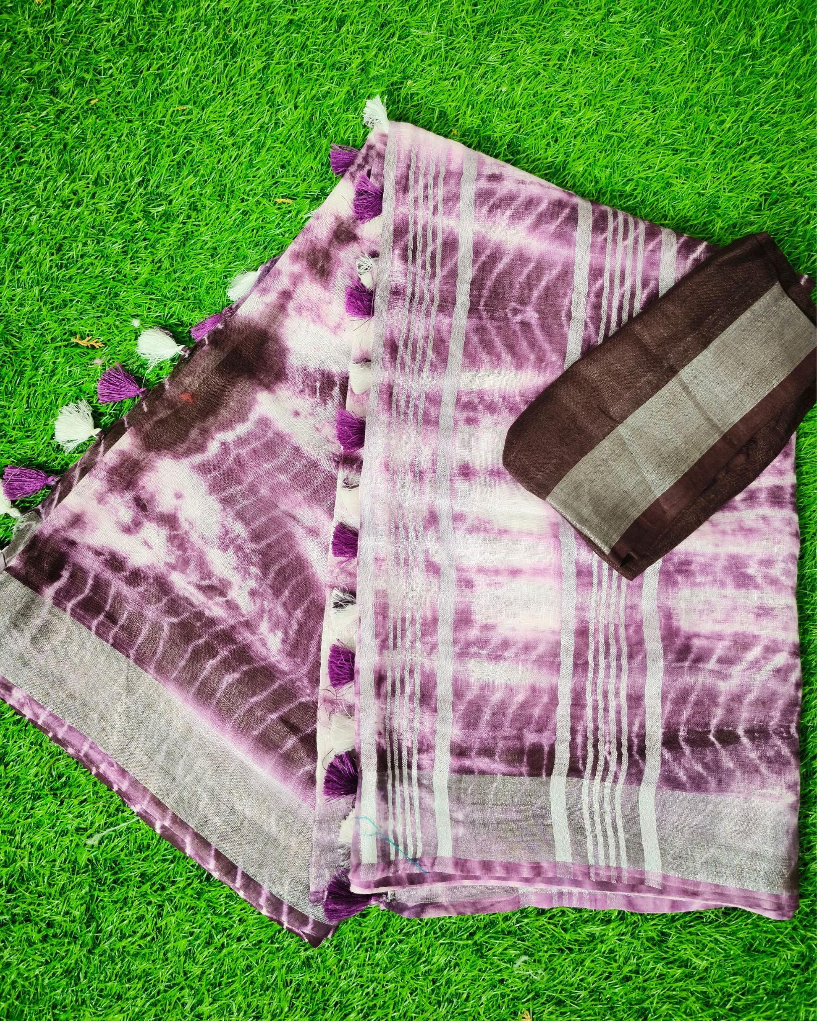 Linen Cotton Bagru Shibori Dye Saree-White & Peach