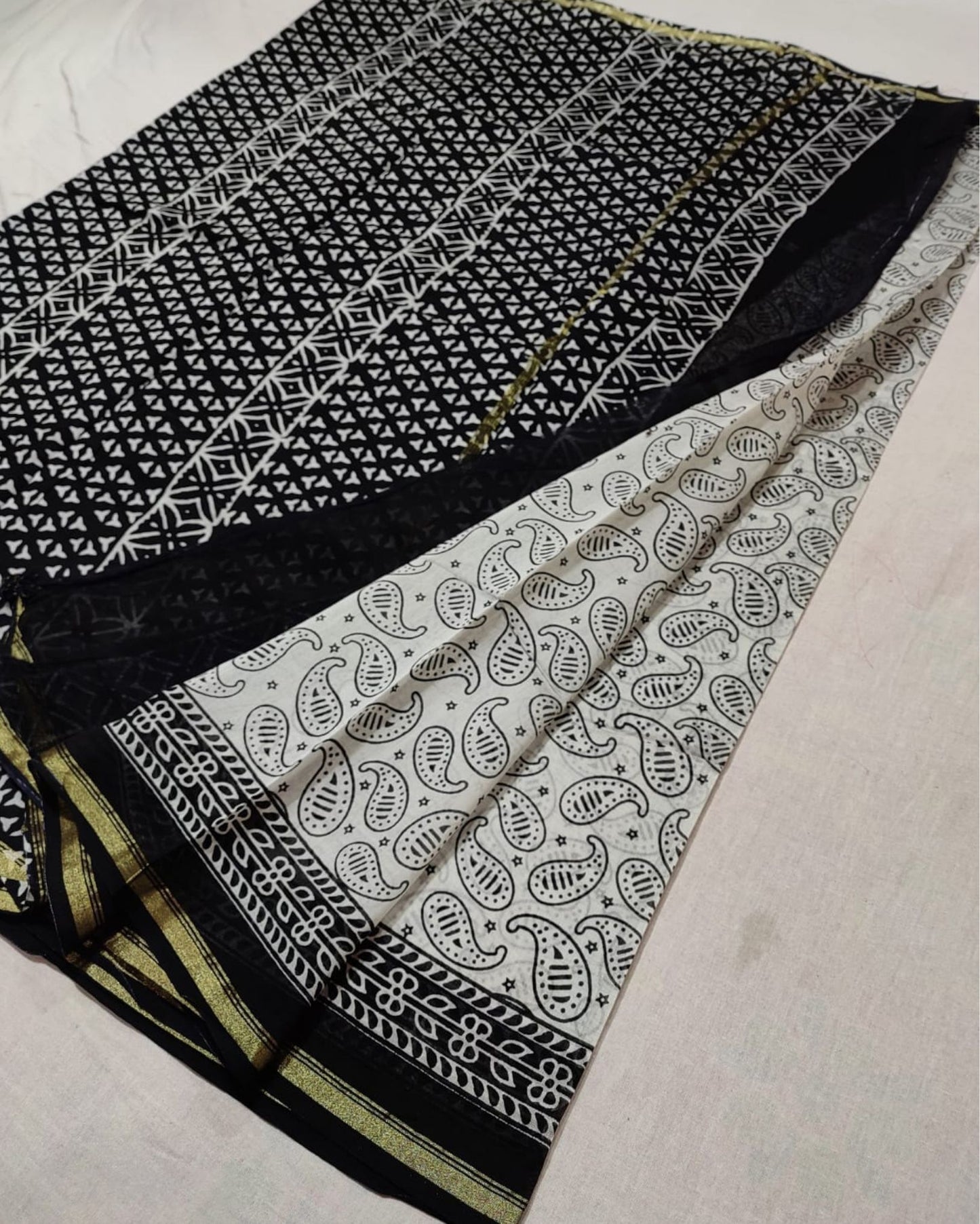 Vibrant Blockprint Chanderi Silk Saree Black & White