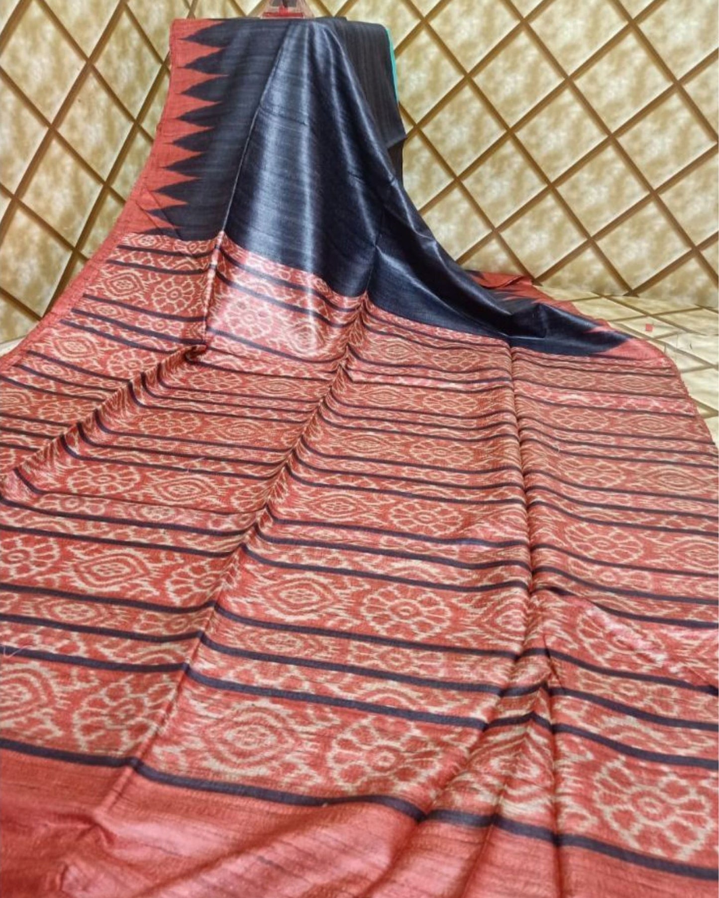 7067-Silkmark Certified Tussar Silk Handloom Handblock Printed Black Saree with Blouse