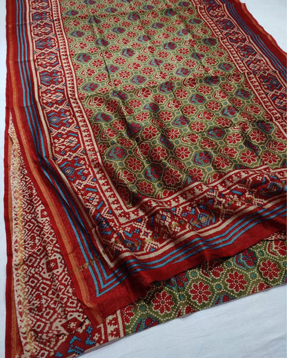 5926-Chanderi Masrise/Mercerised Cotton Silk Patola Print Saree Go Ben Green, Red and Blue Colour with Running Blouse