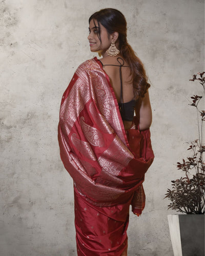 Indiehaat | Banarasi Masharoo Silk Saree Red