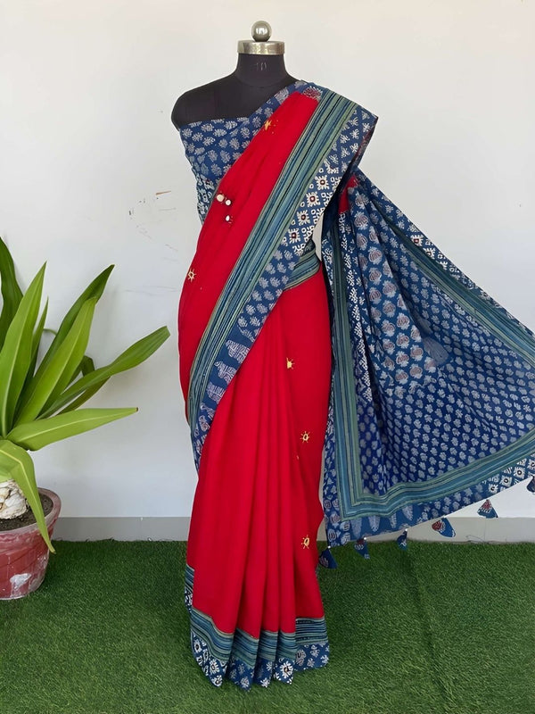 Indiehaat | Pure Mul Cotton Kantha Saree Red