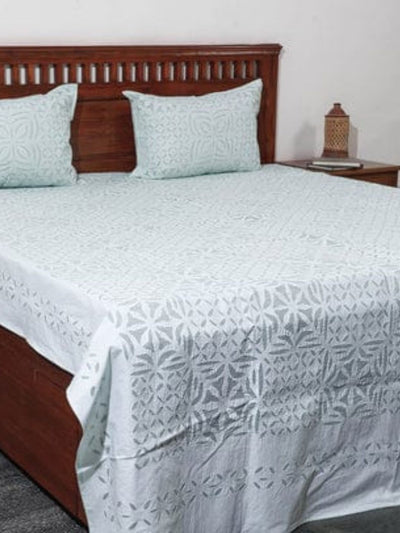 Aavaran Applique Double Bedsheet Clean White