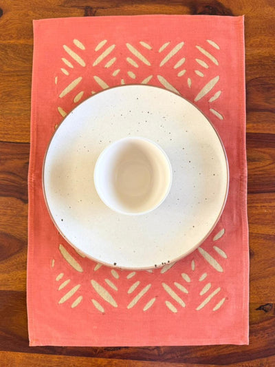 Indiehaat | Applique Cotton Table Runner & Mat Set Peach