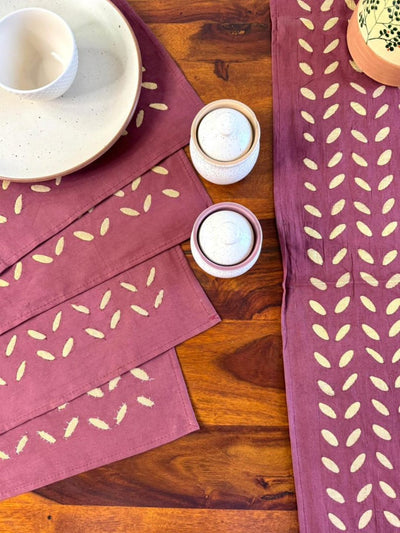 Indiehaat | Applique Cotton Table Runner & Mat Set Purple