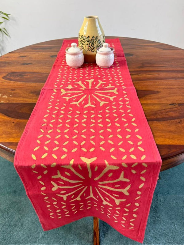 Indiehaat | Applique Cotton Table Runner & Mat Set Pink