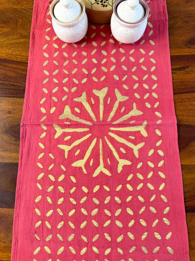 Indiehaat | Applique Cotton Table Runner & Mat Set Pink