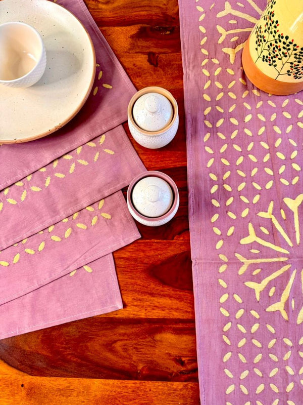 Indiehaat | Applique Cotton Table Runner & Mat Set Purple