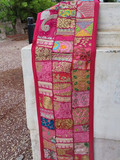 Indiehaat | Pure Cotton Kambadiya Work Table Runner Pink