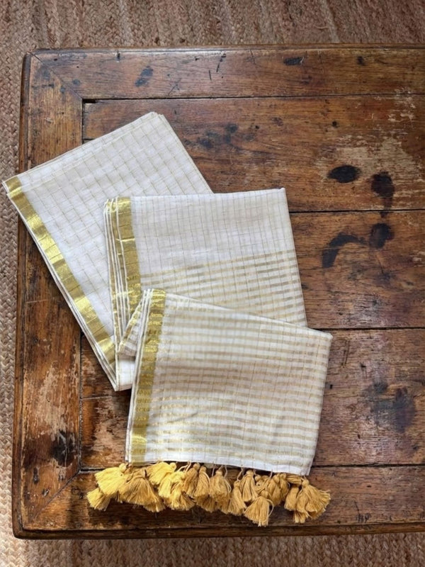 Indiehaat | Pure Mul Cotton Sequin Saree White