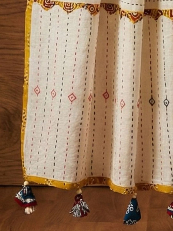 Indiehaat | Applique Kantha Pure Mul Cotton Dupatta White