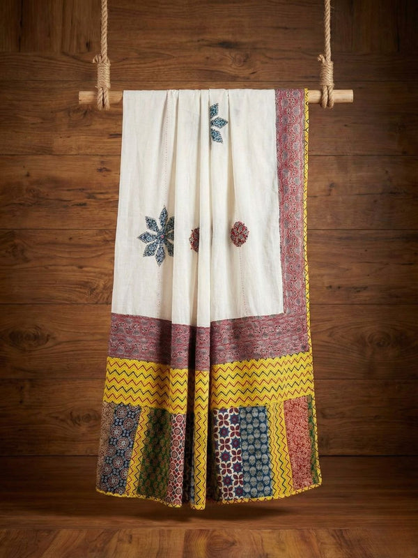 Indiehaat | Applique Kantha Pure Mul Cotton Dupatta White