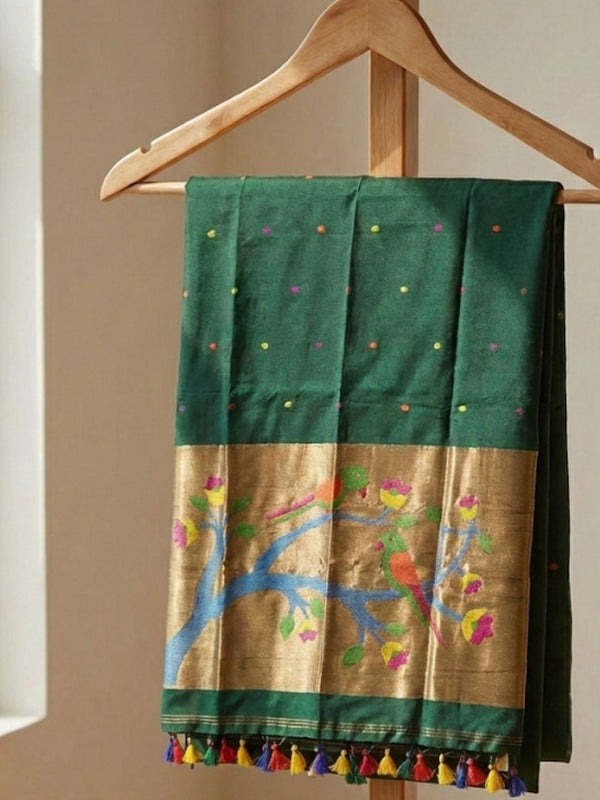 Indiehaat | Pure Muslin Silk Jamdani Sequin Saree Green