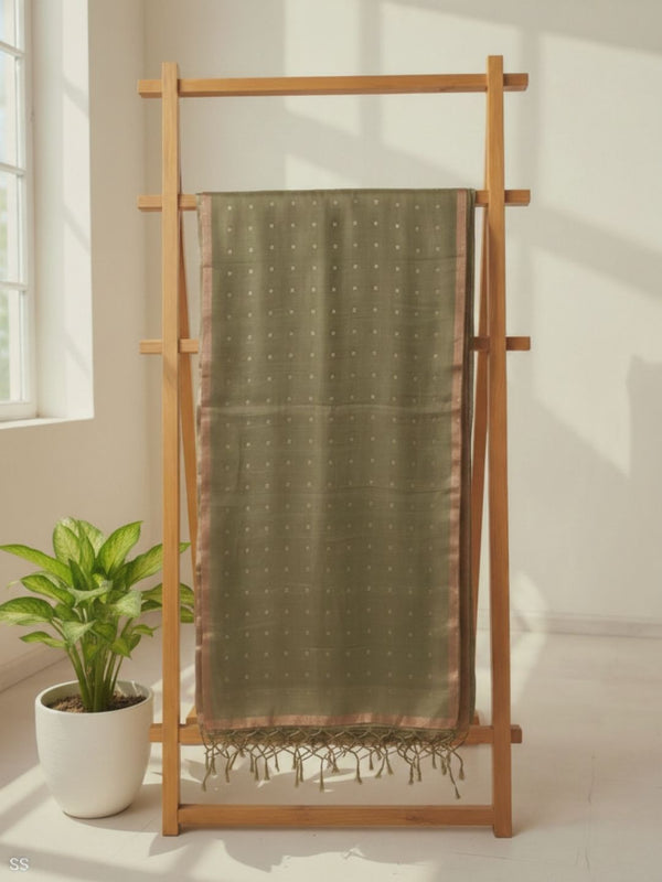 Indiehaat | Muslin Silk Jamdani Sequin Saree Green