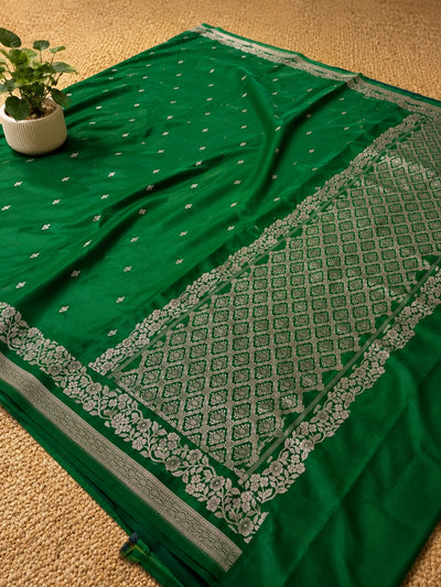 Indrani Forest Weave Mashru Silk Saree Emerald Green
