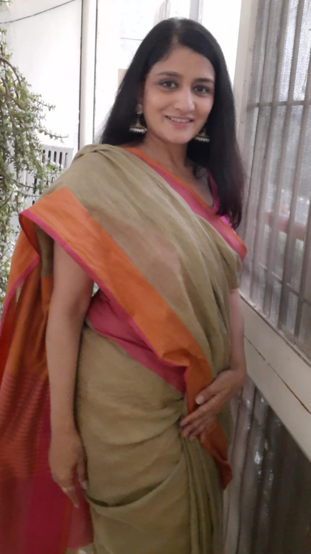 9166-Handwoven Pure Linen Saree Beige Color with Blouse