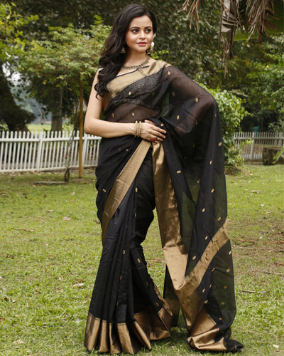 Bold Maheshwari Pure Silk Butta Body Black Saree