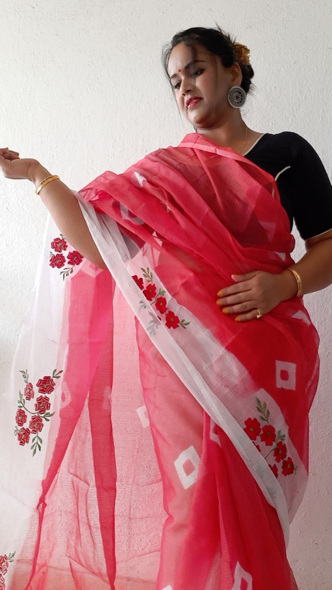 Kota Doria Saree Bandhej and Embroidery Work Red and White With Blouse Handcrafted-Indiehaat