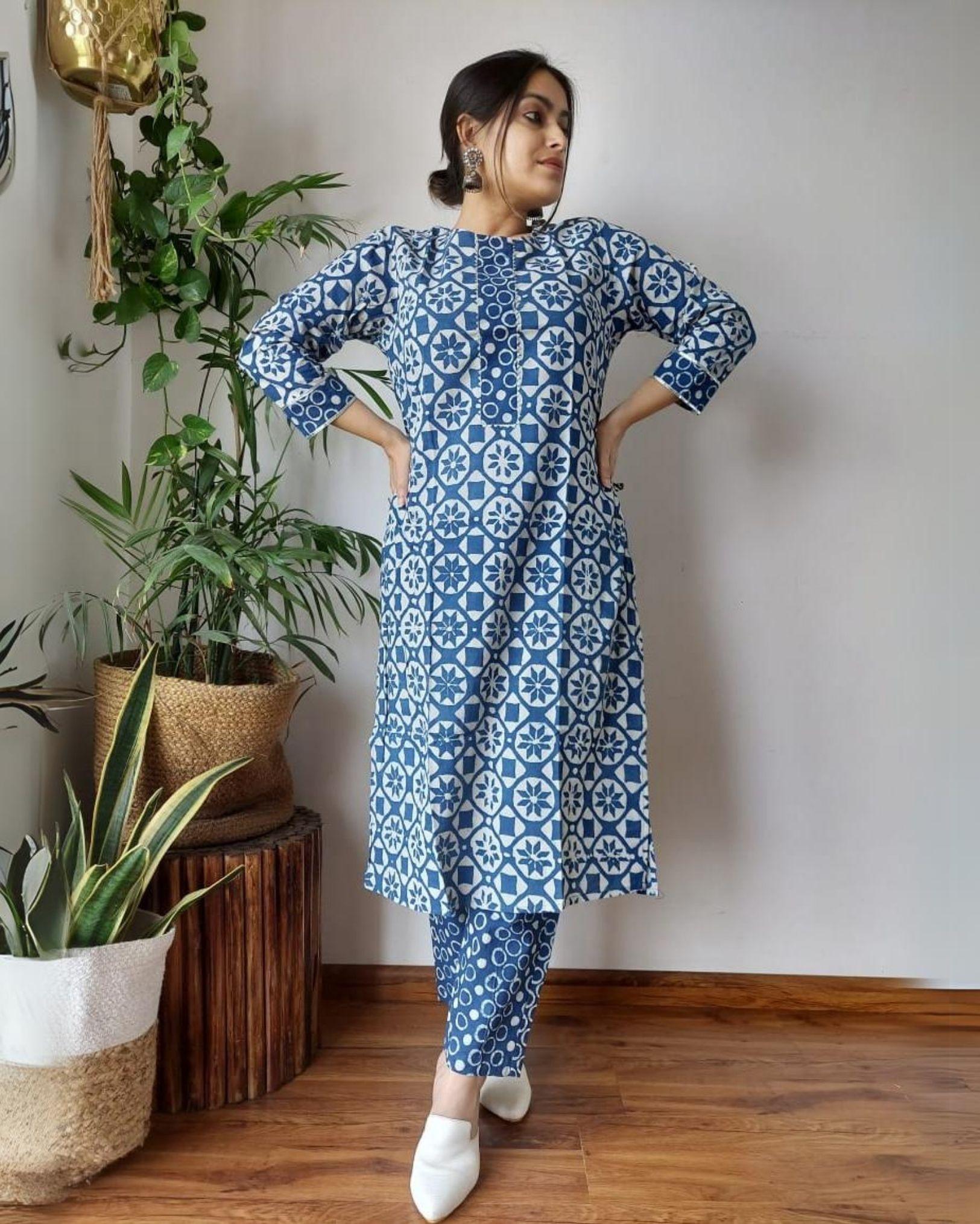 Indiehaat | Cotton Stitched Kurti White And Blue Color Handblock Printed With Pant