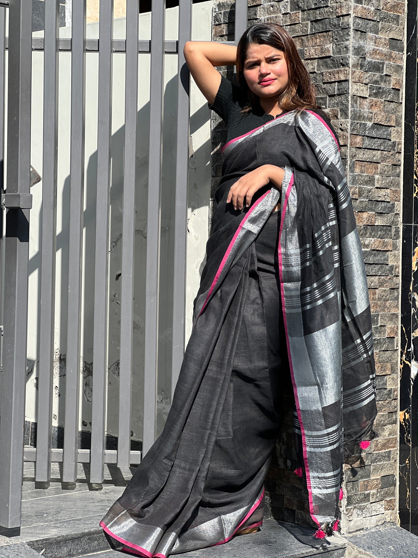 2657-Handwoven Pure Linen Black Saree with Blouse