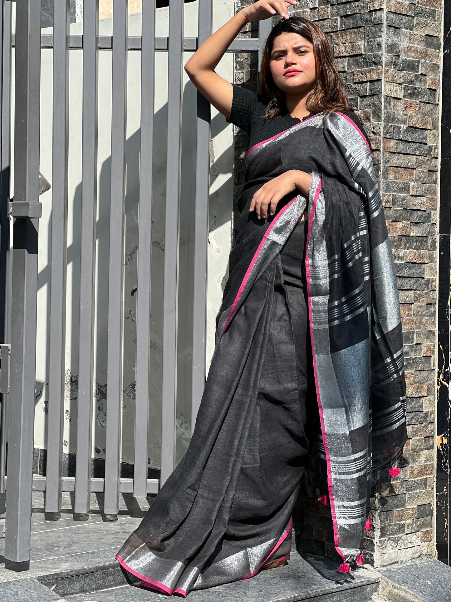 2657-Handwoven Pure Linen Black Saree with Blouse