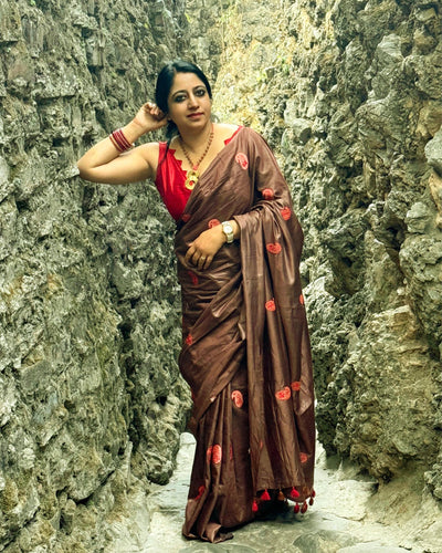 Tussar Silk Saree Online – Floral Buti Embroidery – Lightweight – Indiehaat