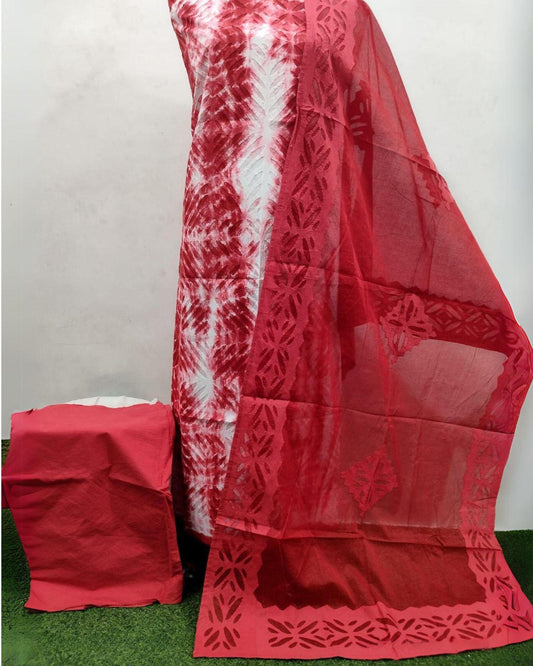 Indiehaat | Cotton Applique Suit Set Shibori Dyed White Top with Dark red Bottom and Dupatta
