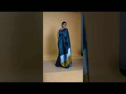 Bold Silk Linen Handdyed Green Contrast Pallu Saree