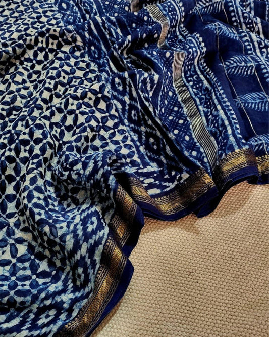 Indiahaat | Maheshwari Silk Saree Blue Color Handblock Print