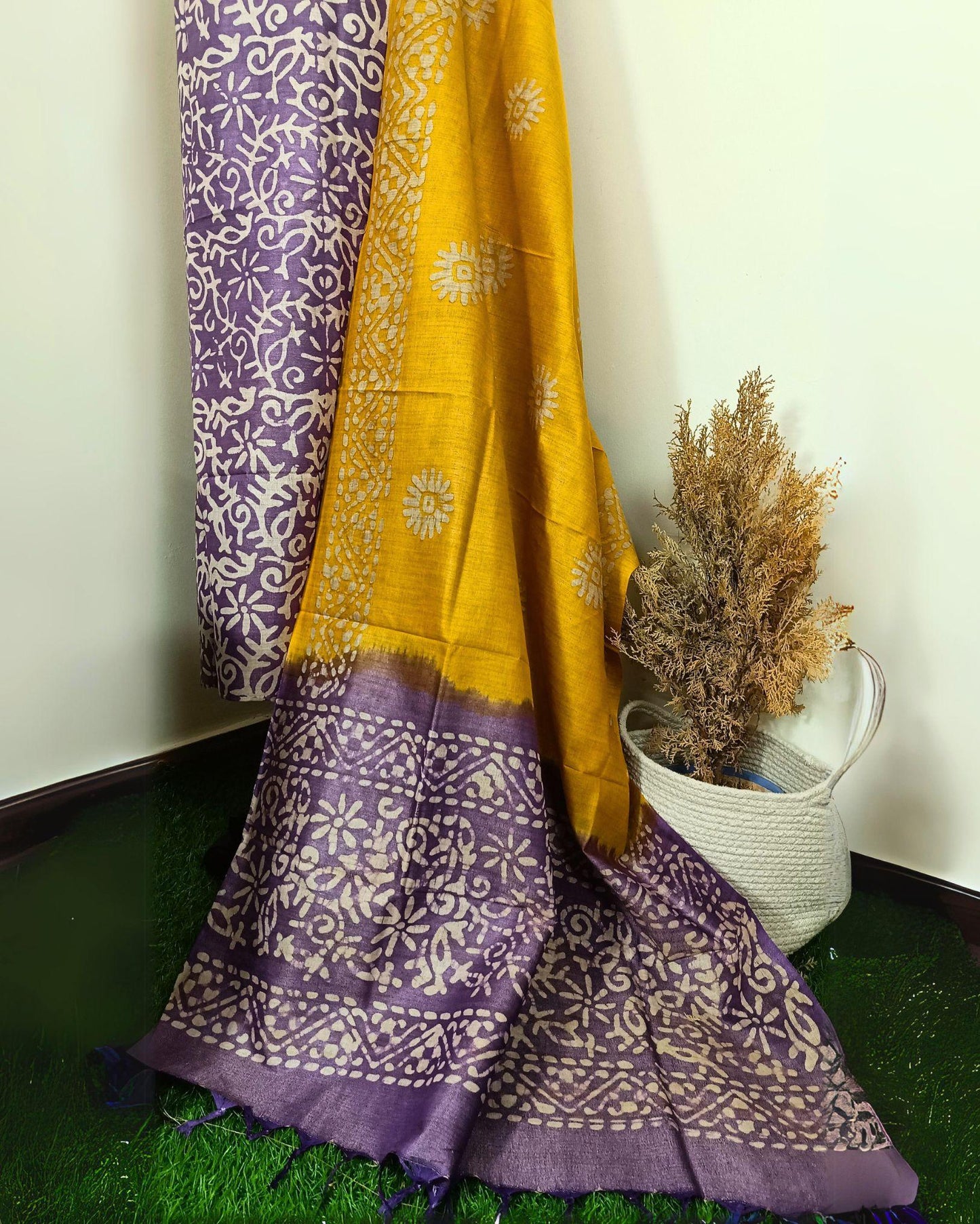 Bandhani & Batik Khadi Silk Lavender Suit