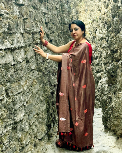 Tussar Silk Saree Online – Floral Buti Embroidery – Lightweight – Indiehaat