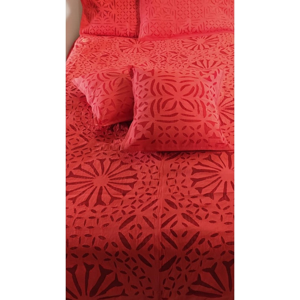 Handcrafted Aplique work King Size Double Bed Bed Cover (7.5 Ft X 9 Ft)
with 2 Pllow Covers and 2 Cushion Covers