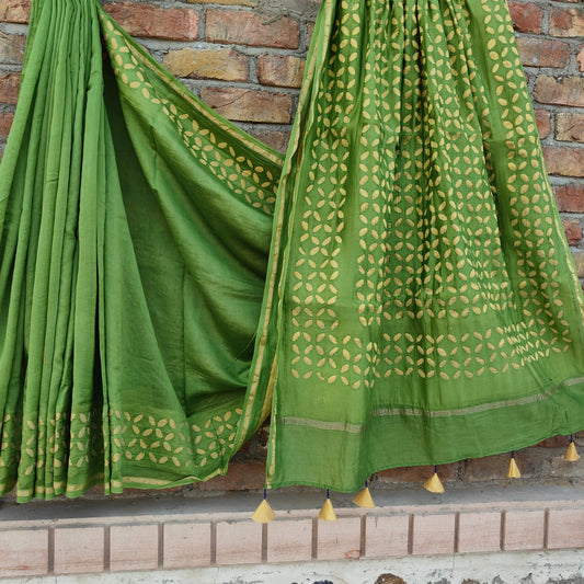 Chanderi Silk Green Saree Hand Applique Work with running blouse-Indiehaat