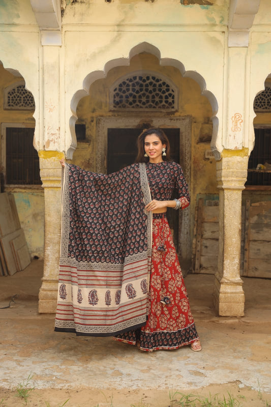Handblock Printed Cotton Lehanga And Top With Mulmul Dupatta (Size: 34-46) Dark Grey & Red Color-Indiehaat