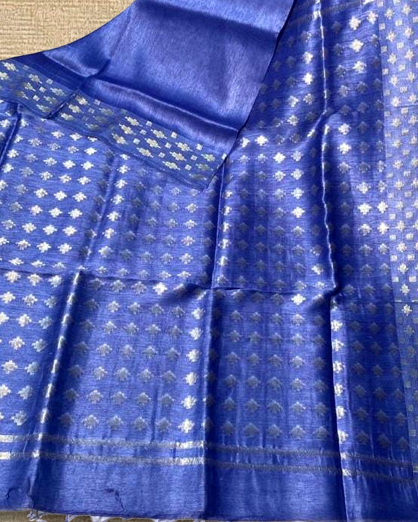 Pure Silk Linen Handloom Saree Blue Color with Weaving Pattern Design and running blouse - IndieHaat