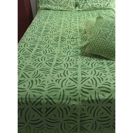 Handcrafted Green Aplique Work King Size Double Bed Cover (7.5 Ft X 9 Ft)
With 2 Pllow Covers And 2 Cushion Covers-Indiehaat