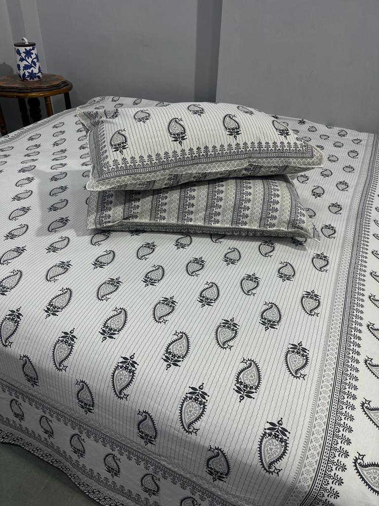 Cotton King Size Double Bedsheet (Size: 90" x 108") - IndieHaat Silver Grey Color with 2 Pillow Cover (Size: 18" x 27") - IndieHaat